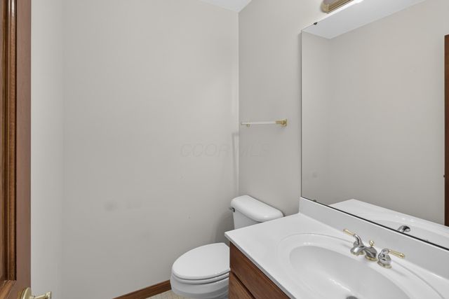 672 Alpine Circle, Heath, OH 43056
