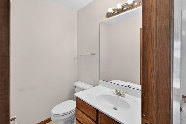672 Alpine Circle, Heath, OH 43056