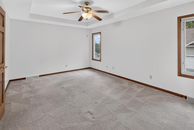 672 Alpine Circle, Heath, OH 43056