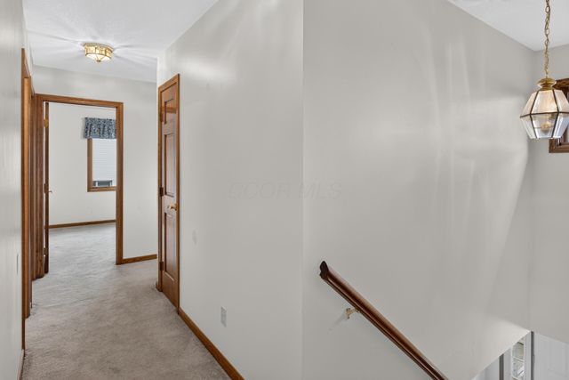 672 Alpine Circle, Heath, OH 43056
