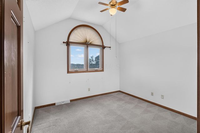 672 Alpine Circle, Heath, OH 43056
