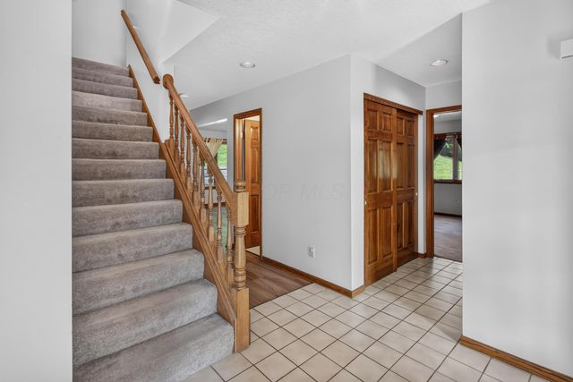 672 Alpine Circle, Heath, OH 43056