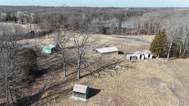 111 Kane Lane, High Hill, MO 63350