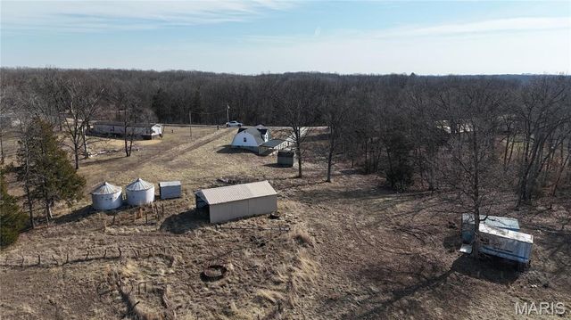 111 Kane Lane, High Hill, MO 63350