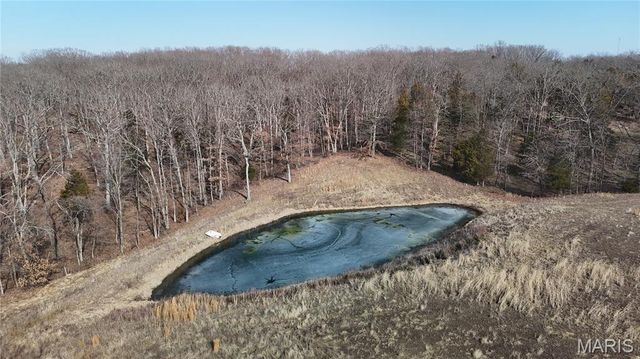 111 Kane Lane, High Hill, MO 63350