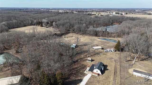 111 Kane Lane, High Hill, MO 63350