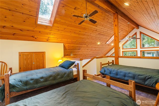 7077 Austin Pass Road, Glacier, WA 98244