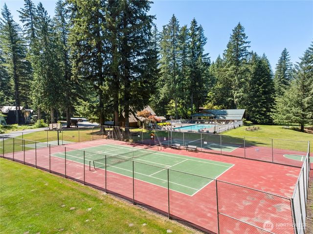 7077 Austin Pass Road, Glacier, WA 98244