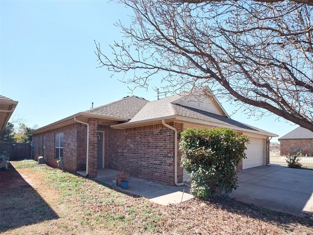 32 NW 155th Street, Edmond, OK 73013