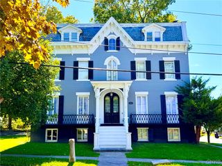 24 Grover Street, Auburn, NY 13021