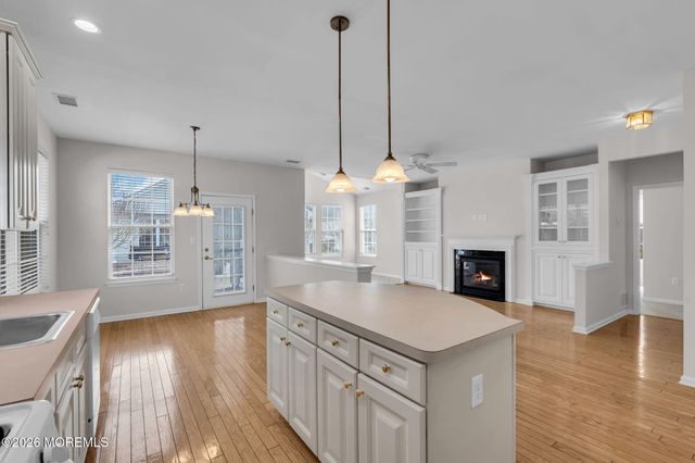 83 Huntington Drive, Jackson, NJ 08527