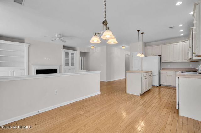 83 Huntington Drive, Jackson, NJ 08527