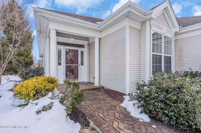 83 Huntington Drive, Jackson, NJ 08527