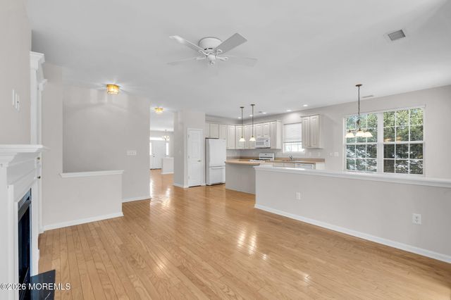 83 Huntington Drive, Jackson, NJ 08527