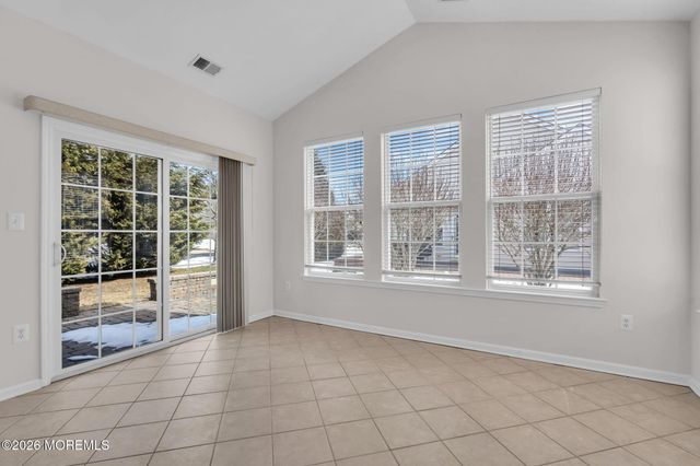 83 Huntington Drive, Jackson, NJ 08527