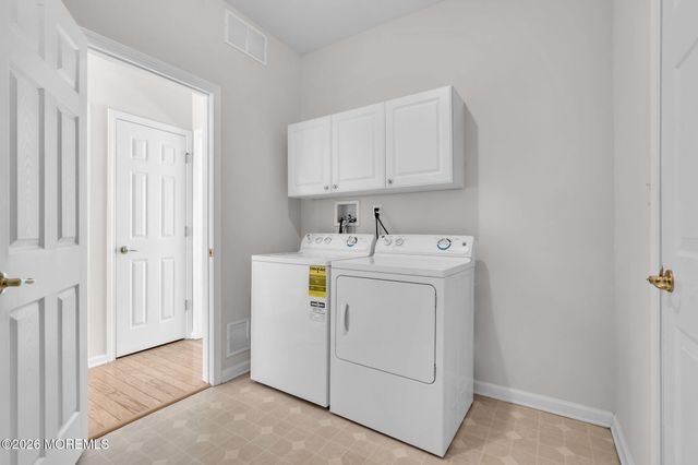 83 Huntington Drive, Jackson, NJ 08527