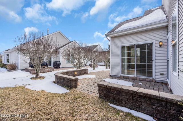 83 Huntington Drive, Jackson, NJ 08527