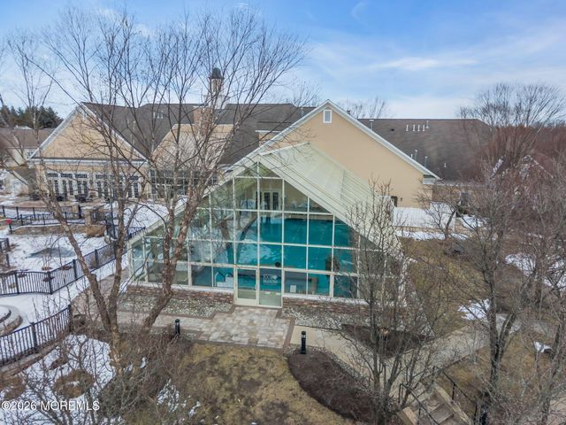 83 Huntington Drive, Jackson, NJ 08527