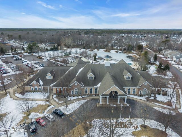 83 Huntington Drive, Jackson, NJ 08527