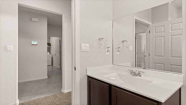 1500 Las Colinas Road NW, Los Lunas, NM 87031