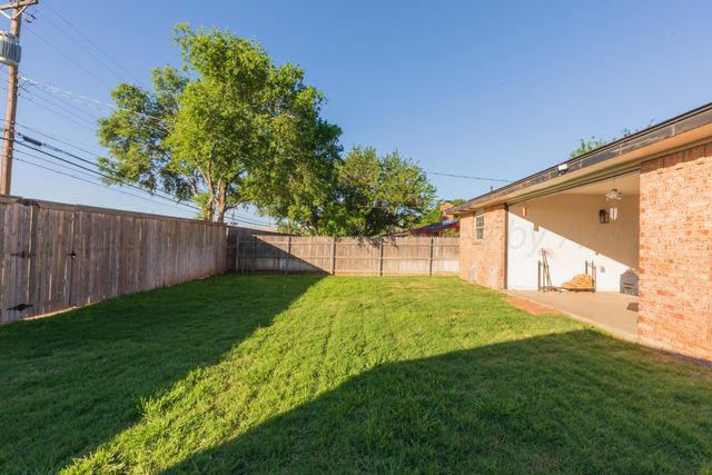 4203 Woodfield Street, Amarillo, TX 79109