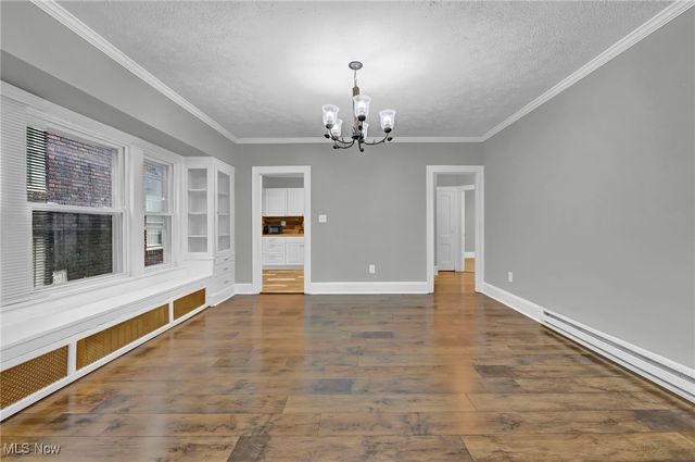 3234 Euclid Heights Boulevard Lower, Cleveland Heights, OH 44118