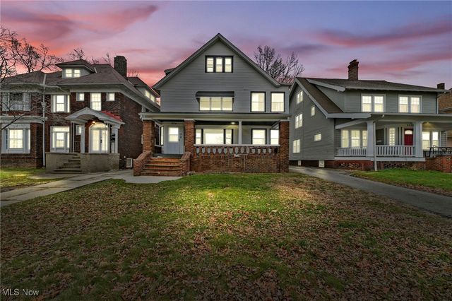 3234 Euclid Heights Boulevard Lower, Cleveland Heights, OH 44118