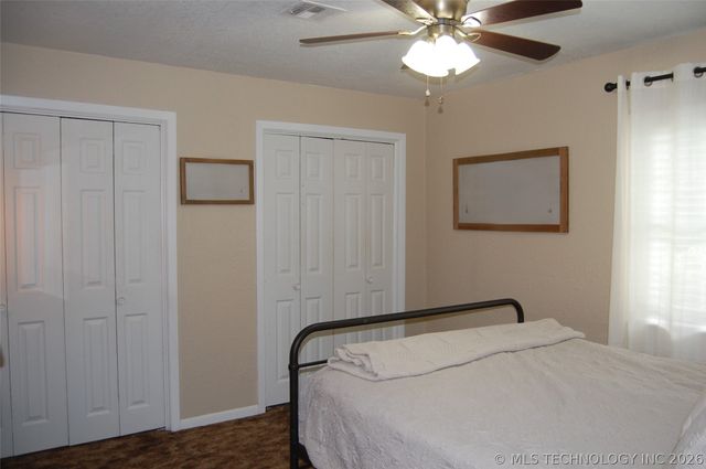 10390 Loblolly Road, Henryetta, OK 74437