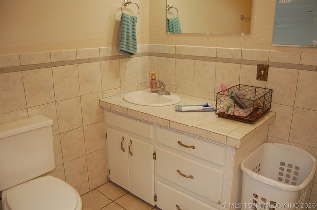 10390 Loblolly Road, Henryetta, OK 74437