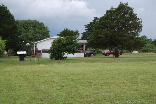 10390 Loblolly Road, Henryetta, OK 74437