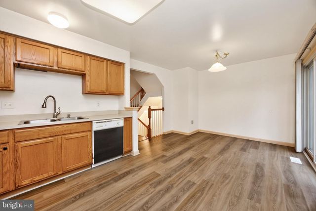 22 DARE LN, Pottstown, PA 19465