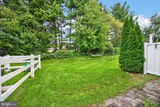 22 DARE LN, Pottstown, PA 19465