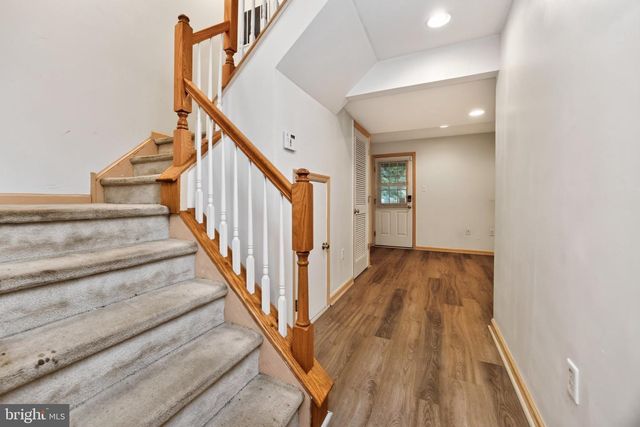 22 DARE LN, Pottstown, PA 19465