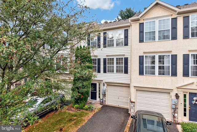 22 DARE LN, Pottstown, PA 19465