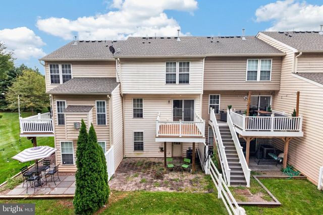 22 DARE LN, Pottstown, PA 19465