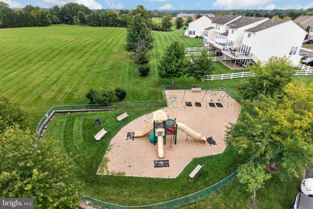 22 DARE LN, Pottstown, PA 19465