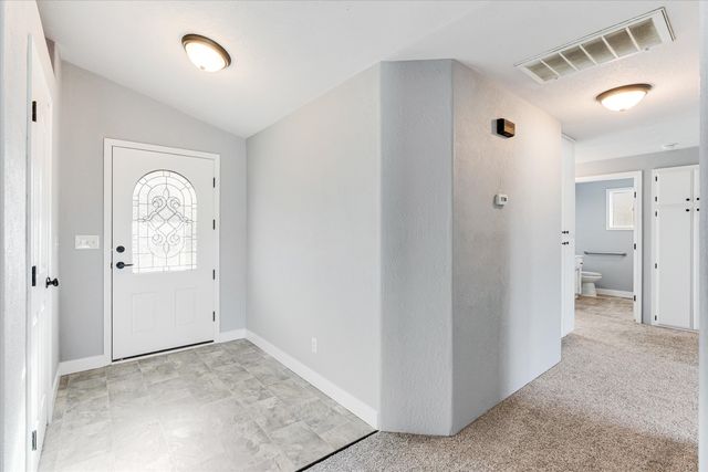 959 Westrop Drive, Central Point, OR 97502