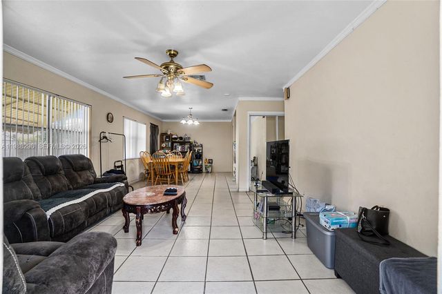 5850 Lincoln St, Hollywood, FL 33021