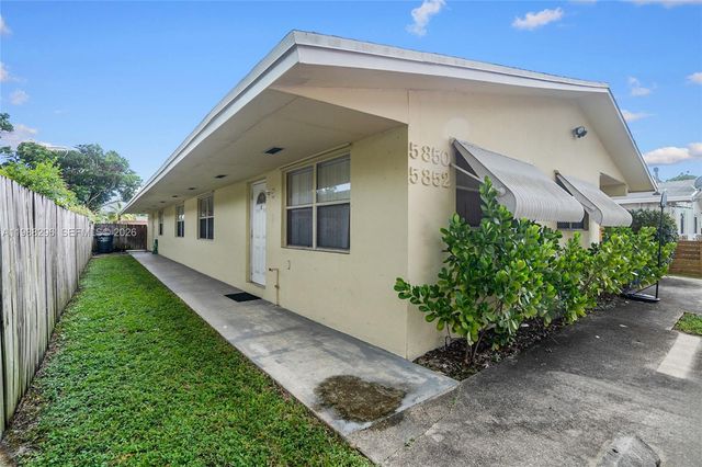 5850 Lincoln St, Hollywood, FL 33021