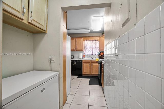 5850 Lincoln St, Hollywood, FL 33021