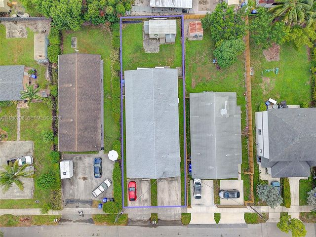 5850 Lincoln St, Hollywood, FL 33021