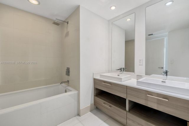 1300 S Miami Avenue 2103, Miami, FL 33130