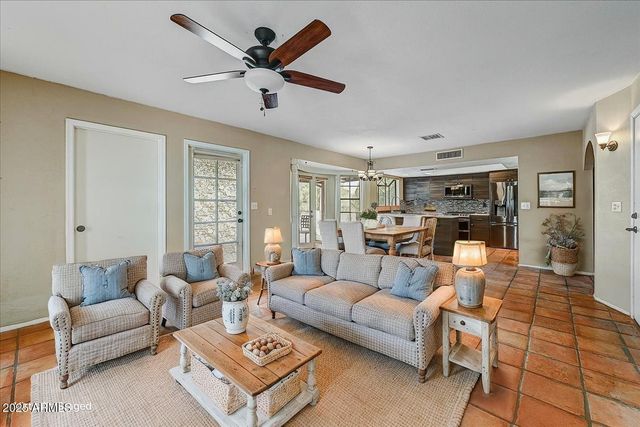 14256 N FOUNTAIN HILLS Boulevard, Fountain Hills, AZ 85268