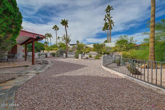 14256 N FOUNTAIN HILLS Boulevard, Fountain Hills, AZ 85268