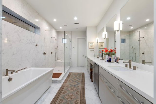 205 Portland Street, Houston, TX 77006