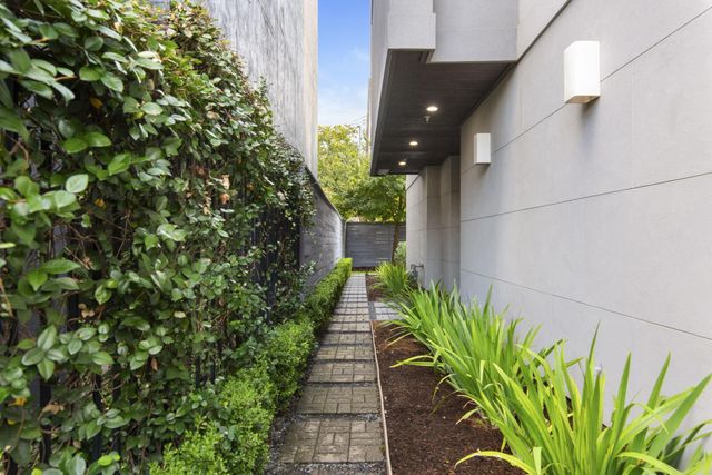 205 Portland Street, Houston, TX 77006