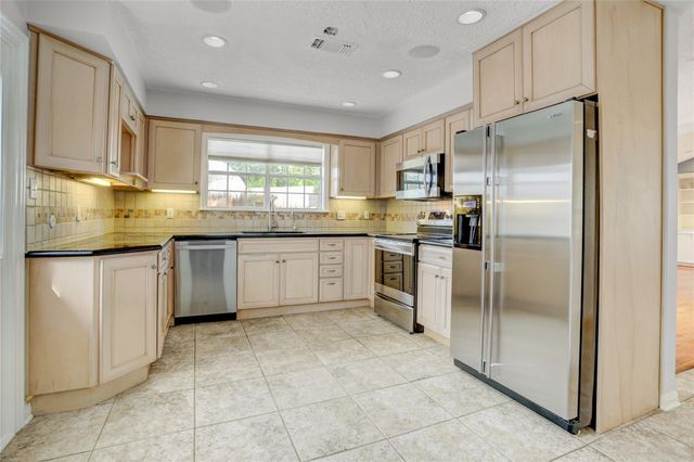 13134 Benford Drive, Houston, TX 77099