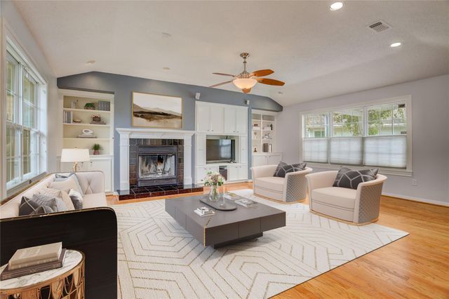 13134 Benford Drive, Houston, TX 77099