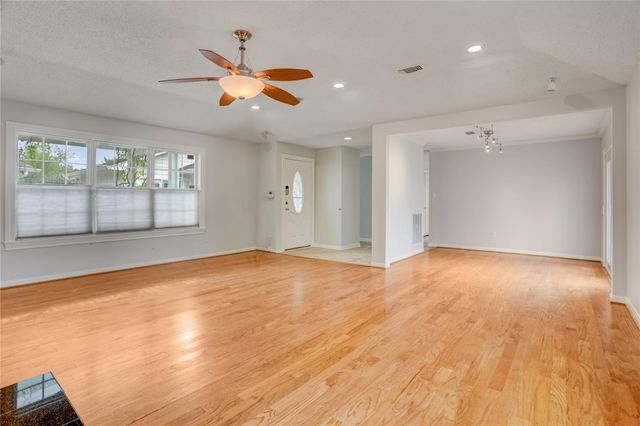 13134 Benford Drive, Houston, TX 77099