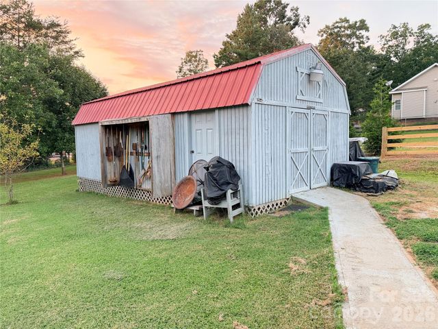 2885 Drummond Street, Connelly Springs, NC 28612